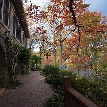 Lodge On Lake Lure Eksteriør bilde